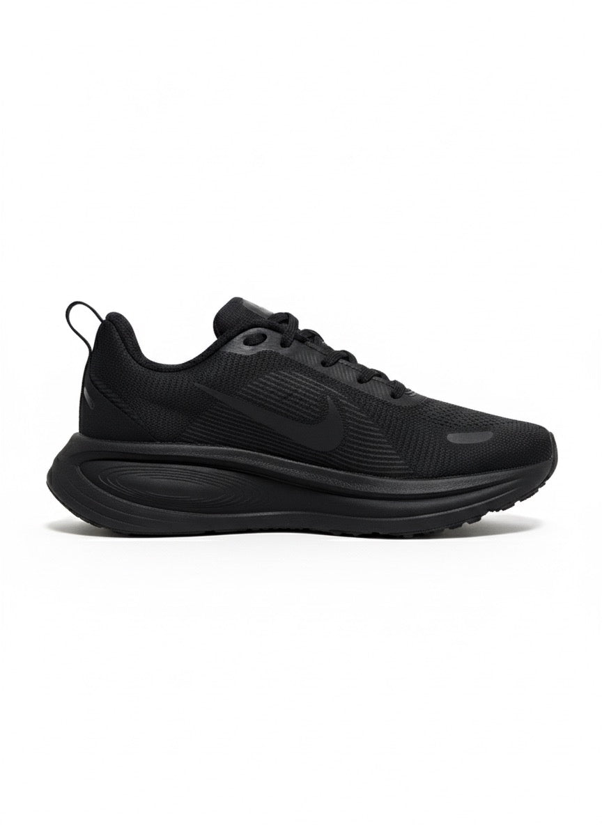 NIKE VOMERO 18 TENIS CALZADO